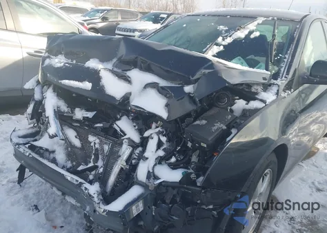 2014 Chevrolet Cruze 1Lt Manual z USA, uszkodzony, nr VIN 1G1PD5SB4E7313378